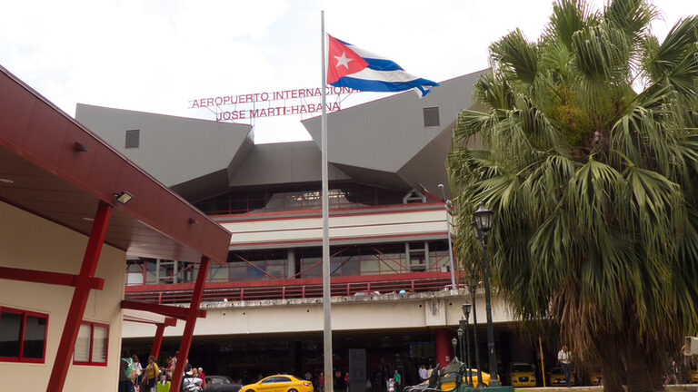 Varadero - Havana-Airport